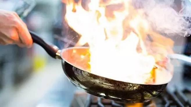 商用午夜视频免费在线观看油煙危害圖片