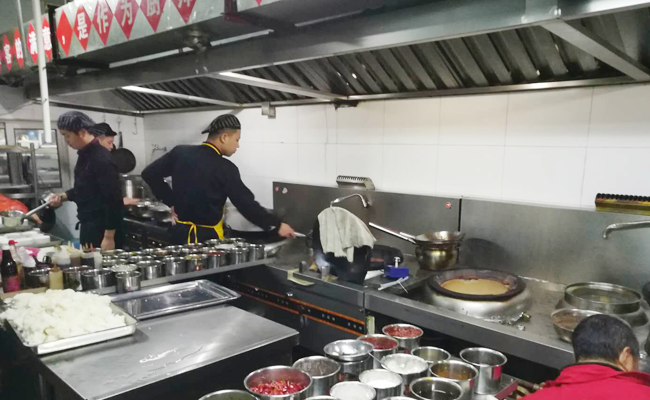 塔子山食堂午夜视频免费在线观看設備項目