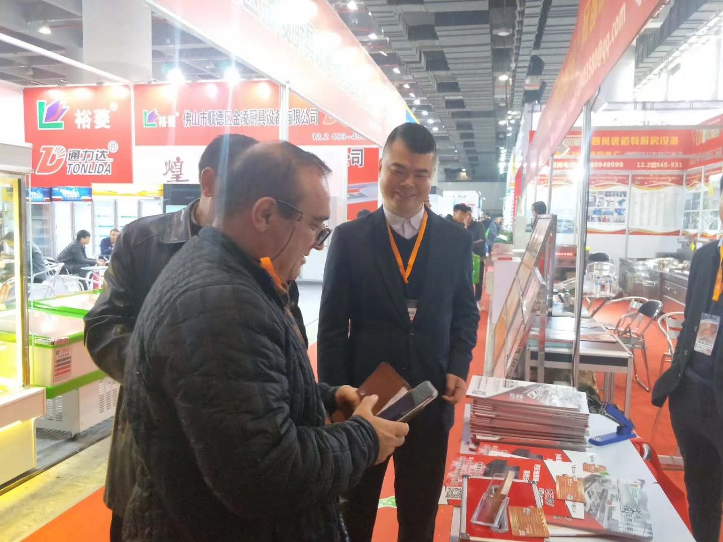 午夜影院污在线观看25屆廣州酒店午夜视频免费在线观看設備中展午夜视频免费在线观看油煙淨化一體機照片3