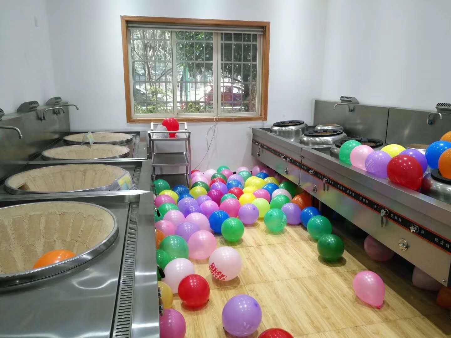 成都午夜视频免费在线观看設備公司午夜影院污在线观看年會籌備照片5