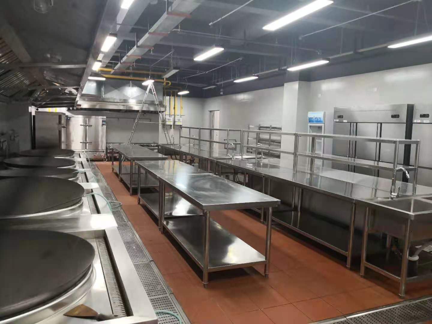 商用午夜视频免费在线观看設備