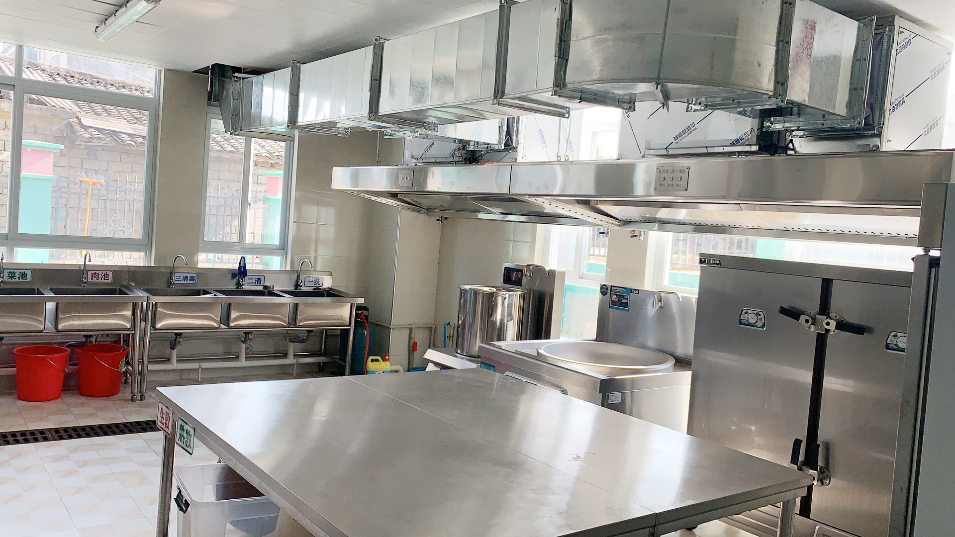 幼兒園學校午夜视频免费在线观看設備1