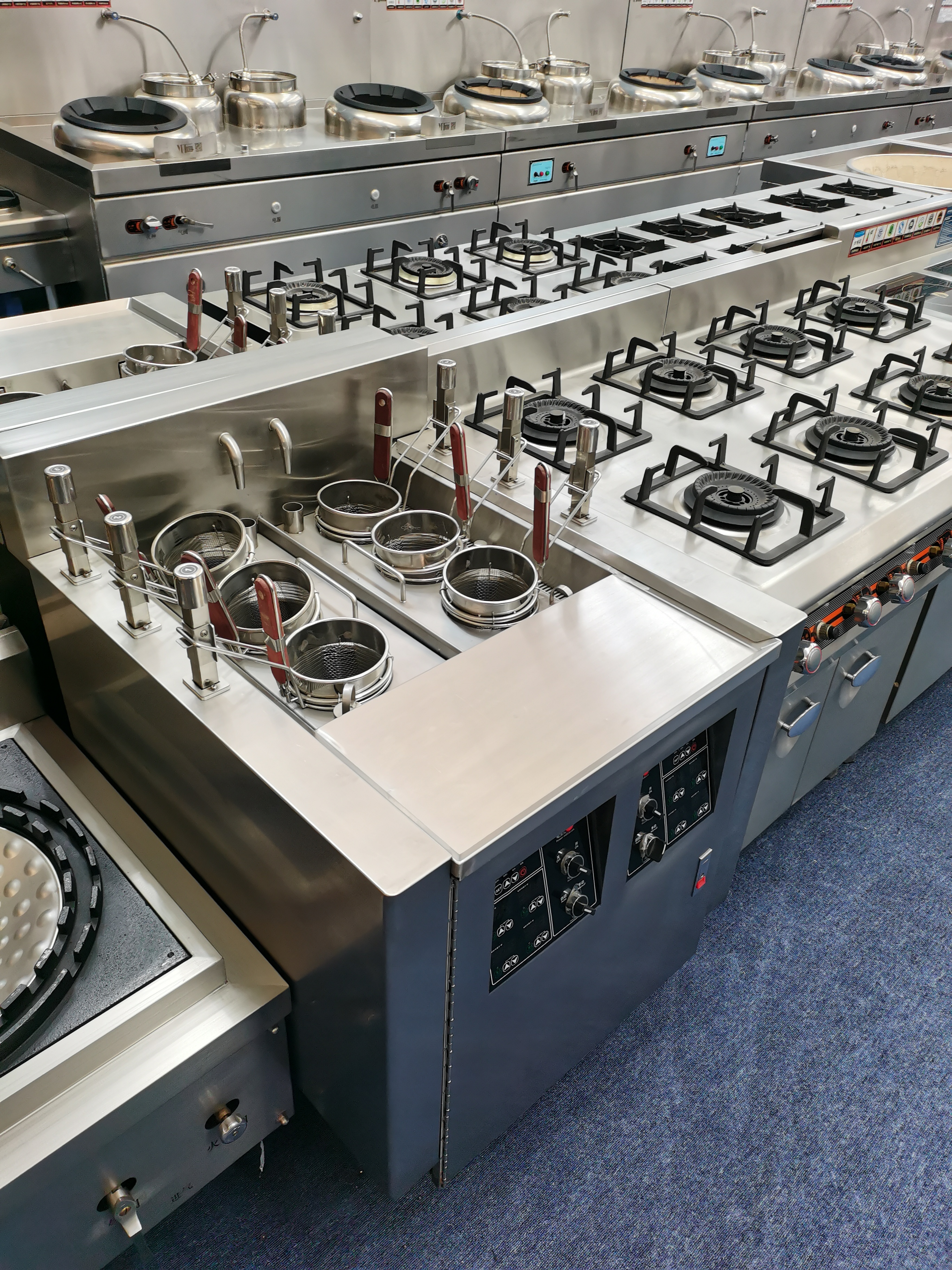 商用午夜视频免费在线观看設備