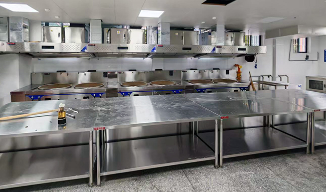 食堂午夜视频免费在线观看設備