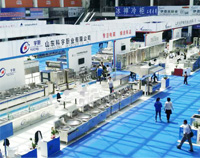 中國廚都酒店不鏽鋼設備展會盛大開幕，上千酒店午夜视频免费在线观看設備廠家雲集，現場驚現機器人廚師