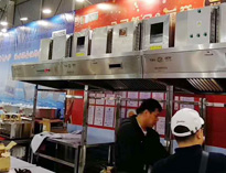   午夜影院污在线观看2019年上海國際酒店用品展開展，引來不少遊客圍觀