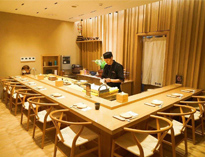 重慶餐飲午夜视频免费在线观看設備公司教教你明檔午夜视频免费在线观看該如何展示和擺放產品才能更好的吸引顧客