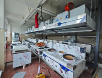 40℃高溫下，一群堅守崗位的廚具人!