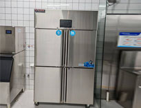 幼兒園午夜视频免费在线观看設備廠家告訴你商用冰櫃的保養和安全注意事項